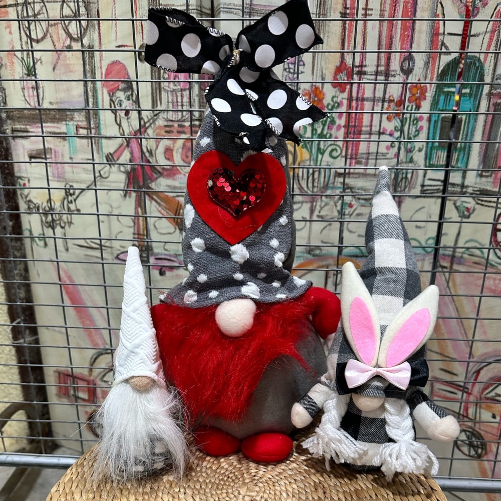 gnomes plush